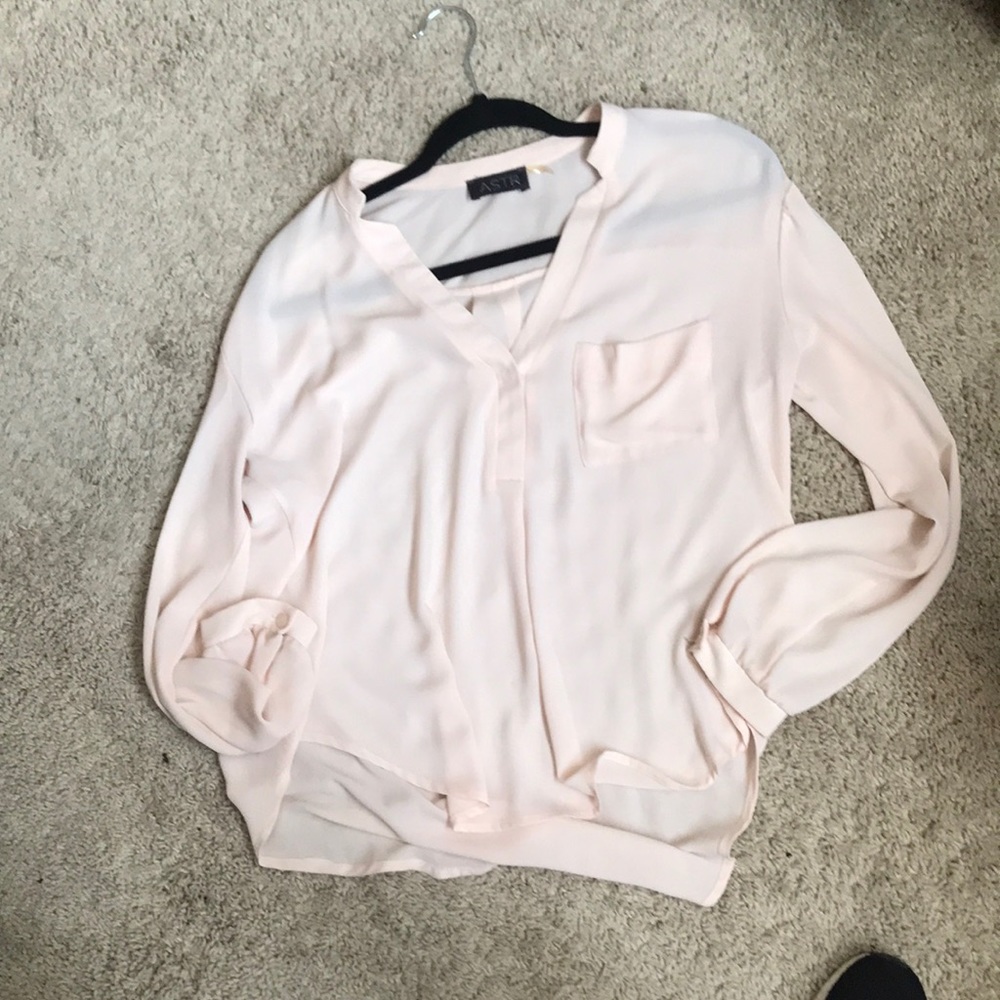 ASTR size s light pink blouse